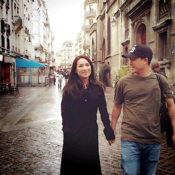 Trước mất mát quá lớn, em trai của cố ca sĩ Phi Nhung đã vô cùng suy sụp.