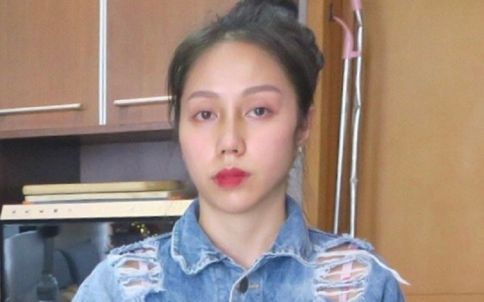 Vụ bé gái 8 tuổi bị bạo hành đến tử vong: Bố biết người tình đánh con nhưng không quyết liệt bảo vệ Ảnh 2