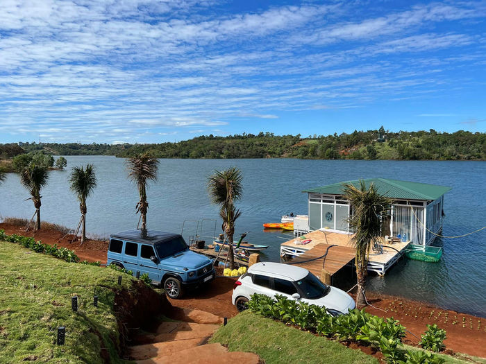 Gia đình Đàm Thu Trang sở hữu một nông trại riêng, cách TP.HCM 3 giờ đồng hồ đi xe.