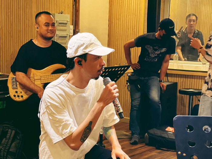 Đen Vâu lần đầu rap về đấng sinh thành, danh tính nữ ca sĩ kết hợp khiến khán giả chú ý Ảnh 8