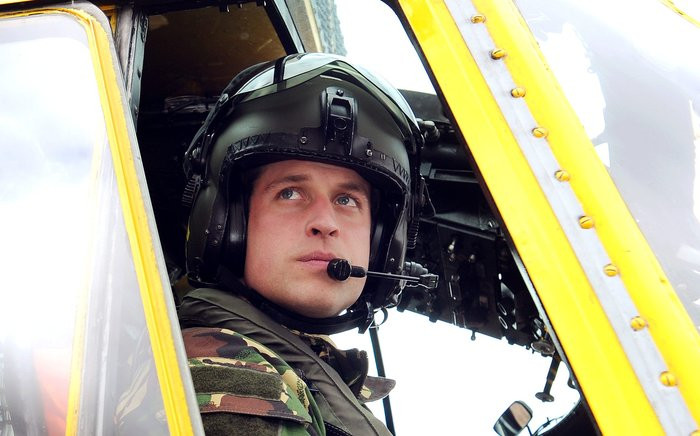 Hé lộ thu nhập từ các công việc của Hoàng tử William trong quân đội Ảnh 2