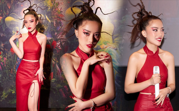 Diện đồ xẻ cao vút đến tận hông, Phùng Khánh Linh chẳng dám ngồi suốt sự kiện Ảnh 2