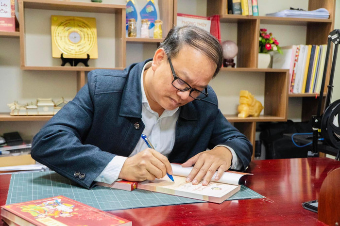 Chuyên gia Phong thuỷ Nguyễn Trọng Tuệ - Viện Trưởng Viện nghiên cứu kiến trúc và văn hoá phương Đông, Chủ tịch CLB Phong thuỷ Thăng Long.