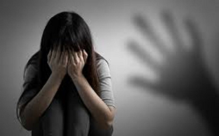 Xôn xao hiệu trưởng trường đại học nổi tiếng ở Hà Nội bị tố tán tỉnh, cưỡng ép nữ sinh viên Ảnh 2