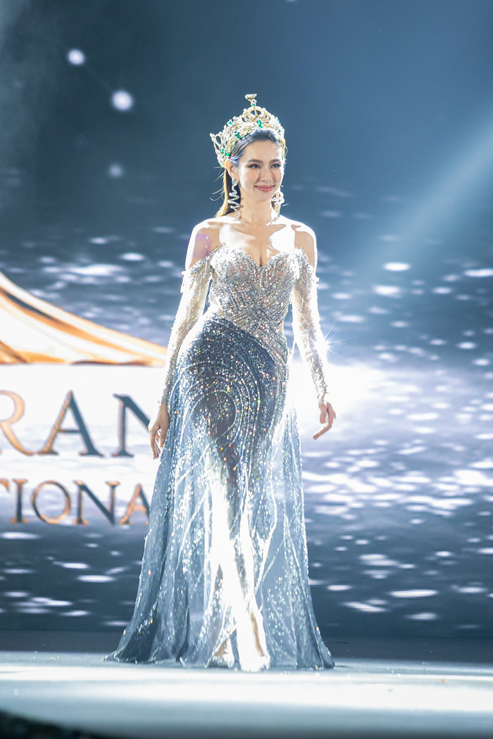 Fan Việt - hậu phương vững chắc đưa Thùy Tiên, Ngọc Thảo, Khánh Vân, Kim Duyên tỏa sáng huy hoàng Ảnh 25