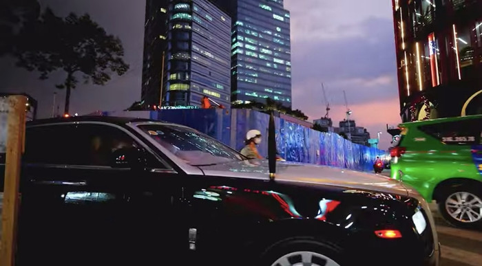 Xế hộp 40 tỷ của Lý Nhã Kỳ.