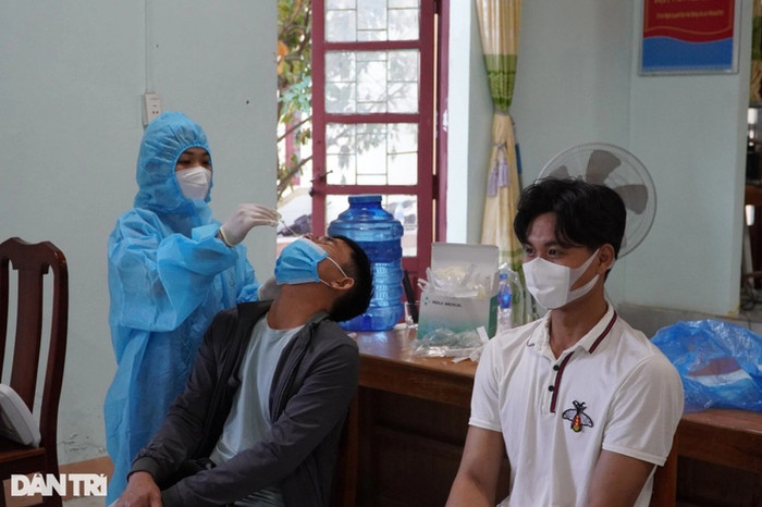 Quảng Bình tiếp tục xuất hiện hàng chục ca cộng đồng (Ảnh: Tiến Thành).