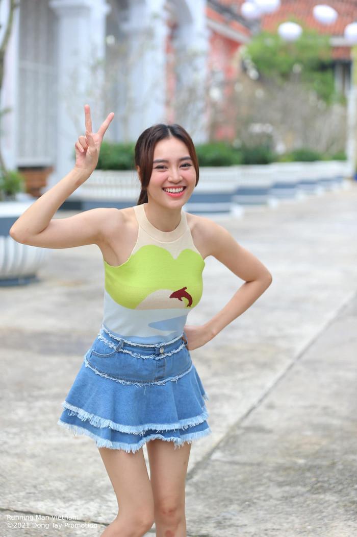 Lan Ngọc khoe body cực cuốn tập nhảy Pretty Savage (BlackPink) nhưng chính chủ lại giếm mất bản full Ảnh 3