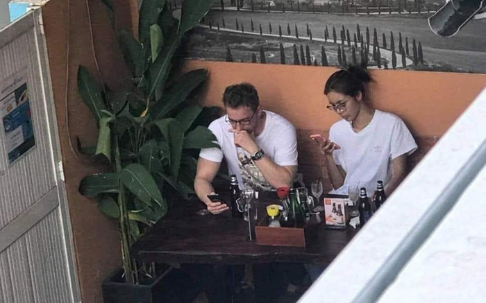 Lộ ảnh Minh Tú đi ăn cùng bạn trai ngoại quốc, có cực phẩm như ảnh công khai? Ảnh 2