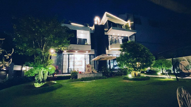 Biệt thự 25 tỷ, Quốc Trường xây cho gia đình ở quê nhà.