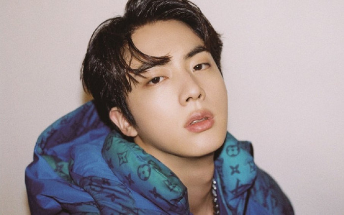 Jin (BTS) bộc lộ cái tôi cá nhân khi hoạt động solo Ảnh 2