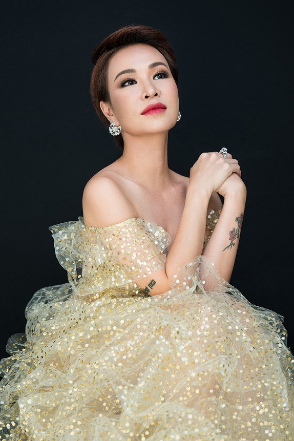 NS Đức Trí hội ngộ Lê Hiếu, Thùy Chi, Uyên Linh trong đêm nhạc đặc biệt Ảnh 5