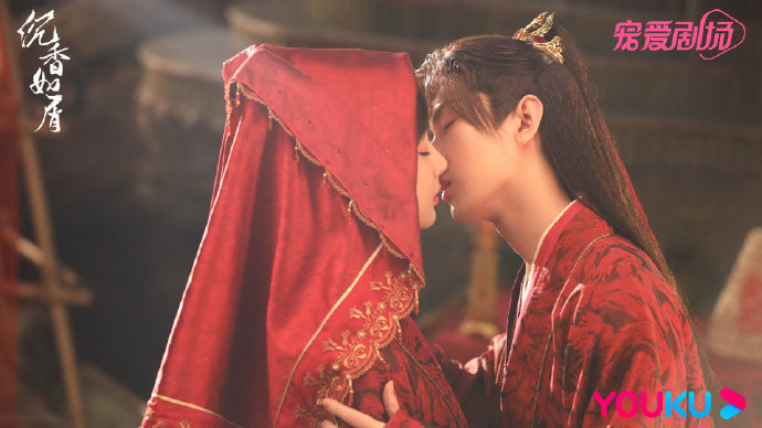 Dàn mỹ nhân cổ trang Hoa ngữ tranh đấu trên màn ảnh 2022: Dương Tử, Bạch Lộc 'lép vế' trước Nhiệt Ba Ảnh 19