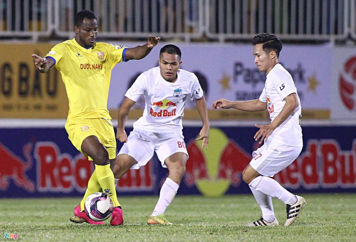 Oussou Konan chơi rất hay trong màu áo CLB Nam Định ở V.League 2021.