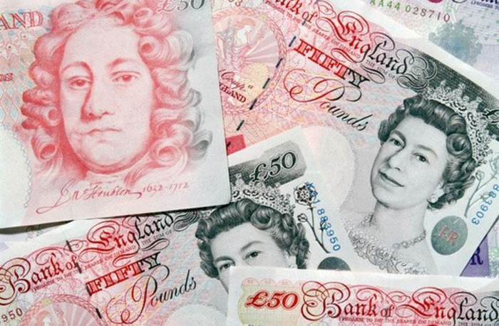 9 món trang sức nổi tiếng ẩn chứa nhiều bí mật của hoàng gia Ảnh 7