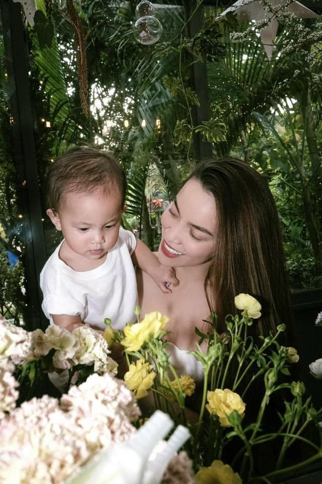 Lisa nhà Hà Hồ nay đã biết hát rồi đây: Tương lai liệu có nối nghiệp mẹ? Ảnh 5