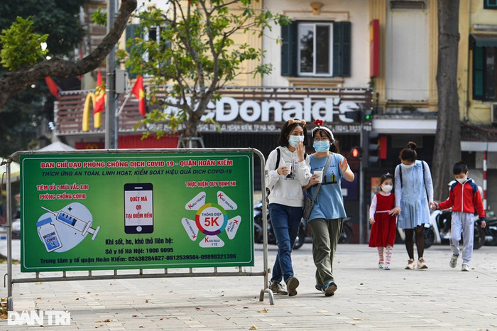 Hà Nội tăng vợt số mắc mới Covid-19, vượt 2.500 ca trong ngày. (Ảnh minh họa: Mạnh Quân).