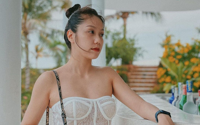 'Mẹ kế' bạo hành bé gái 8 tuổi tử vong từng phát ngôn trên Facebook: 'Anh ghét ai, em đánh cùng anh' Ảnh 2