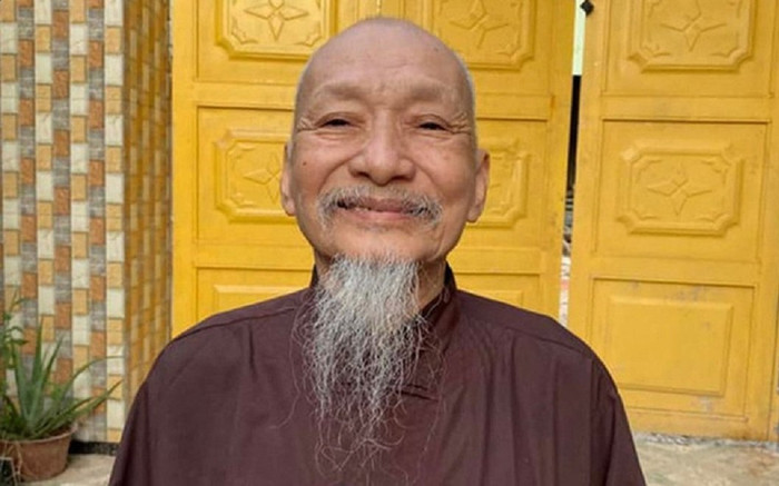 Ông Lê Tùng Vân từng treo thưởng cho cô gái nào dám nhận là vợ ông Ảnh 2