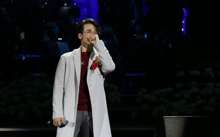 Đang hát bỗng òa khóc nức nở: Chuyện gì xảy ra với Hà Anh Tuấn thế này? Ảnh 2