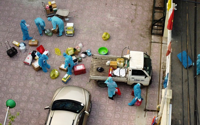 Đánh giá cấp độ dịch Hà Nội: Hàng loạt quận huyện vẫn 'nguy cơ cao', địa phương nào giảm dịch? Ảnh 2