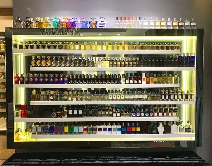 Anh còn là một tay chơi hàng hiệu thứ thiệt.