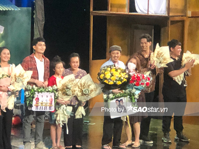 Hoài Linh tái xuất sân khấu sau thời gian dài ở ẩn hậu ồn ào