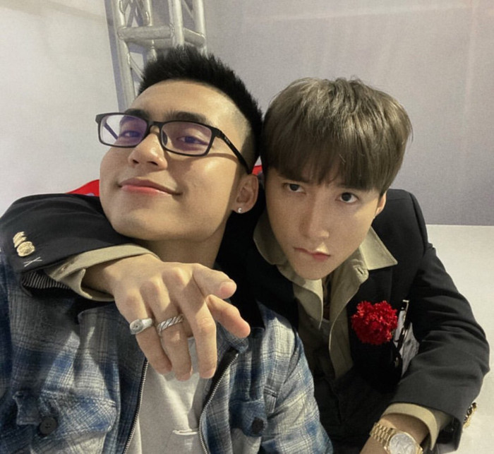 Cùng song ca nhưng Sơn Tùng lại 'lấn lướt' ra mặt nhân vật này khiến dân tình tức giùm Ảnh 9