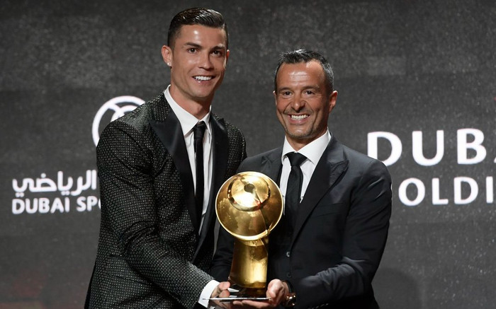 Siêu cò Jorge Mendes bay sang Anh, tương lai của Ronaldo sắp được định đoạt? Ảnh 2