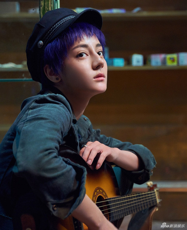 Loạt mỹ nhân Cbiz thử sức với tóc ngắn tomboy: Nhiệt Ba kém khí chất, Dương Mịch bị 'trùm cuối' lấn át Ảnh 6