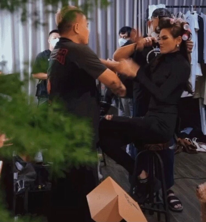  Khiến khán giả không khỏi hoang mang.