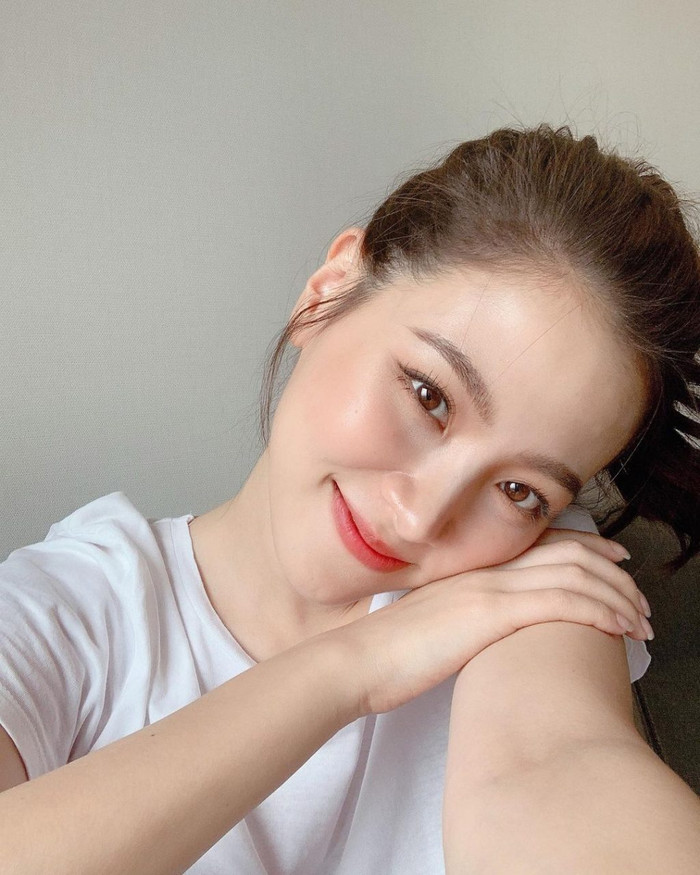 Baifern rất quan tâm đến việc bổ sung collagen để giúp làn da được đàn hồi tốt hơn.