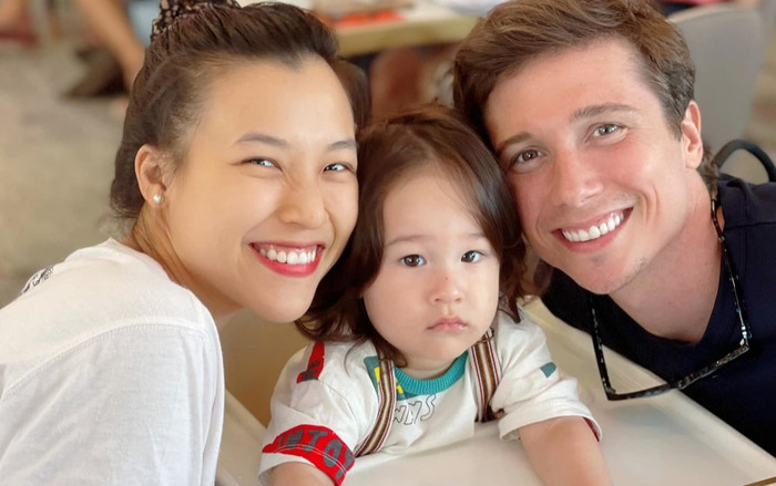 MC Hoàng Oanh muốn đưa chồng Tây và quý tử định cư ở Việt Nam Ảnh 2