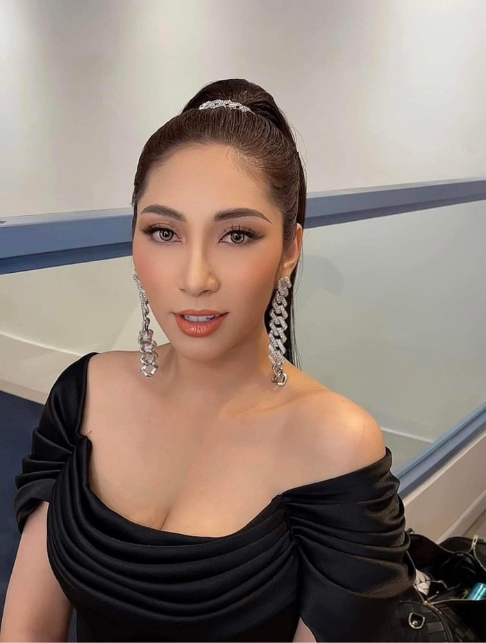 Đặng Thu Thảo ngày càng rạng rỡ sau khi ly hôn chồng