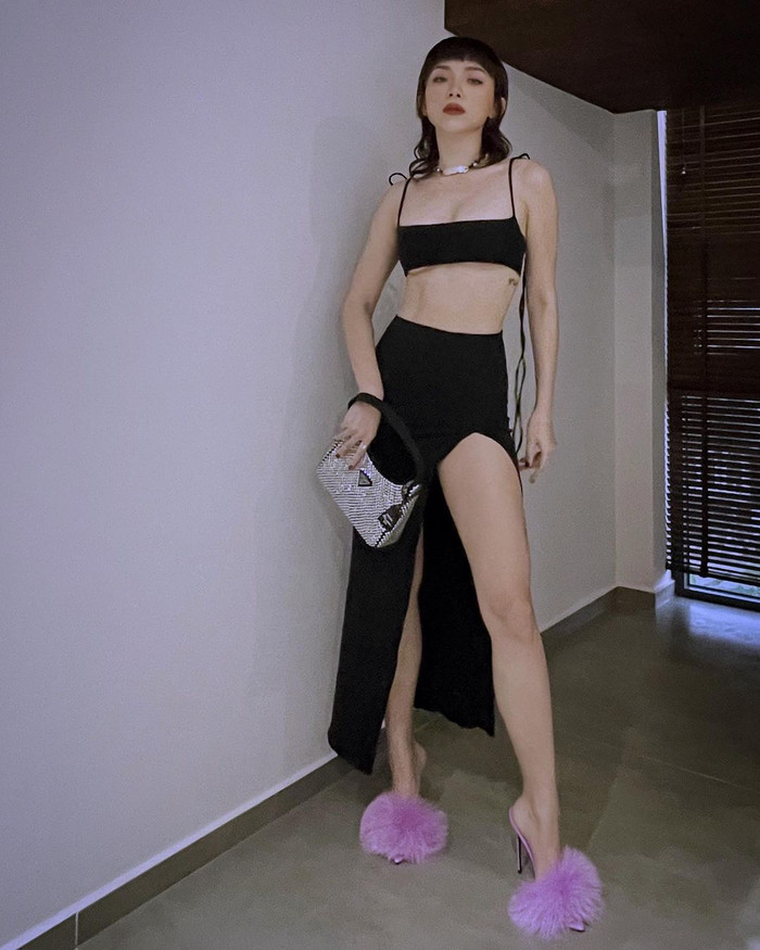 Tóc Tiên sở hữu hình thể săn chắc, cô theo đuổi phong cách gợi cảm, ấn tượng như những ngôi sao Âu Mỹ.