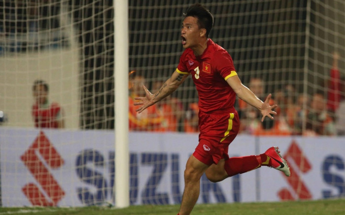 Cầu thủ hay nhất lịch sử AFF Cup: Công Vinh đấu Chanathip, không có Kiatisak Ảnh 2