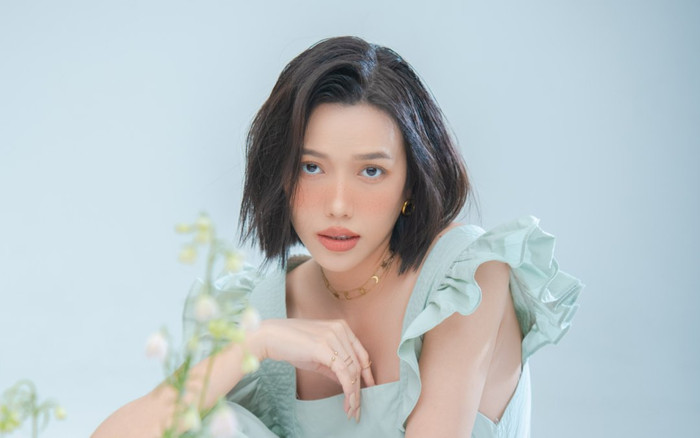 Diệu Nhi hóa tiểu thư váy áo bánh bèo, tưởng không hợp mà hợp không tưởng! Ảnh 2