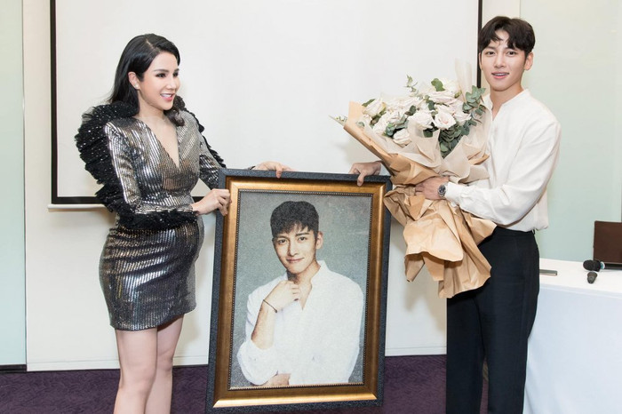 Diệp Lâm Anh và Ji Chang Wook