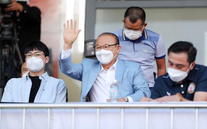 Vấn đề của tuyển Việt Nam: Ông Park cần tham khảo Kiatisak để làm mới Ảnh 2