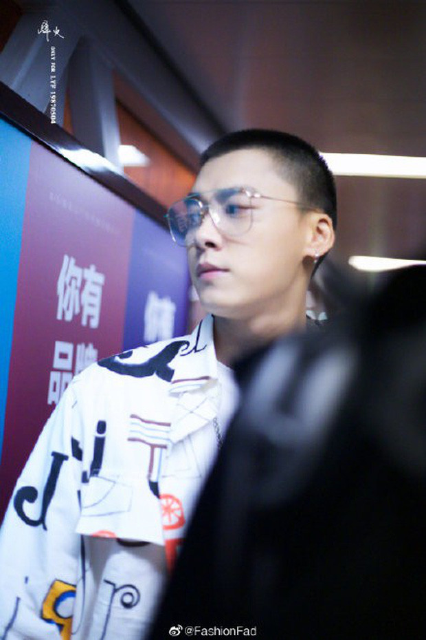 10 mỹ nam Cbiz 'đọ sắc' với kiểu tóc ngắn: Dương Dương, Nhất Bác 'nhân đôi' vẫn bị nam thần này vượt mặt Ảnh 35