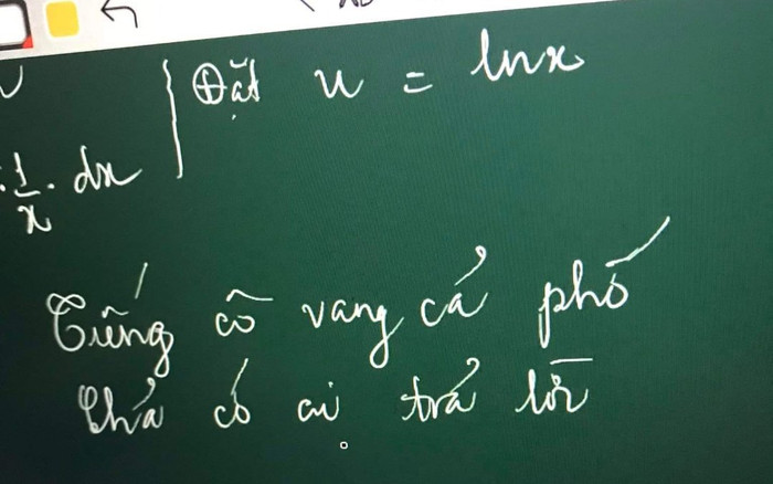 Giảng bài trong lớp online nhưng không thấy học sinh trả lời, cô giáo liền viết mấy câu đầy bất lực Ảnh 2