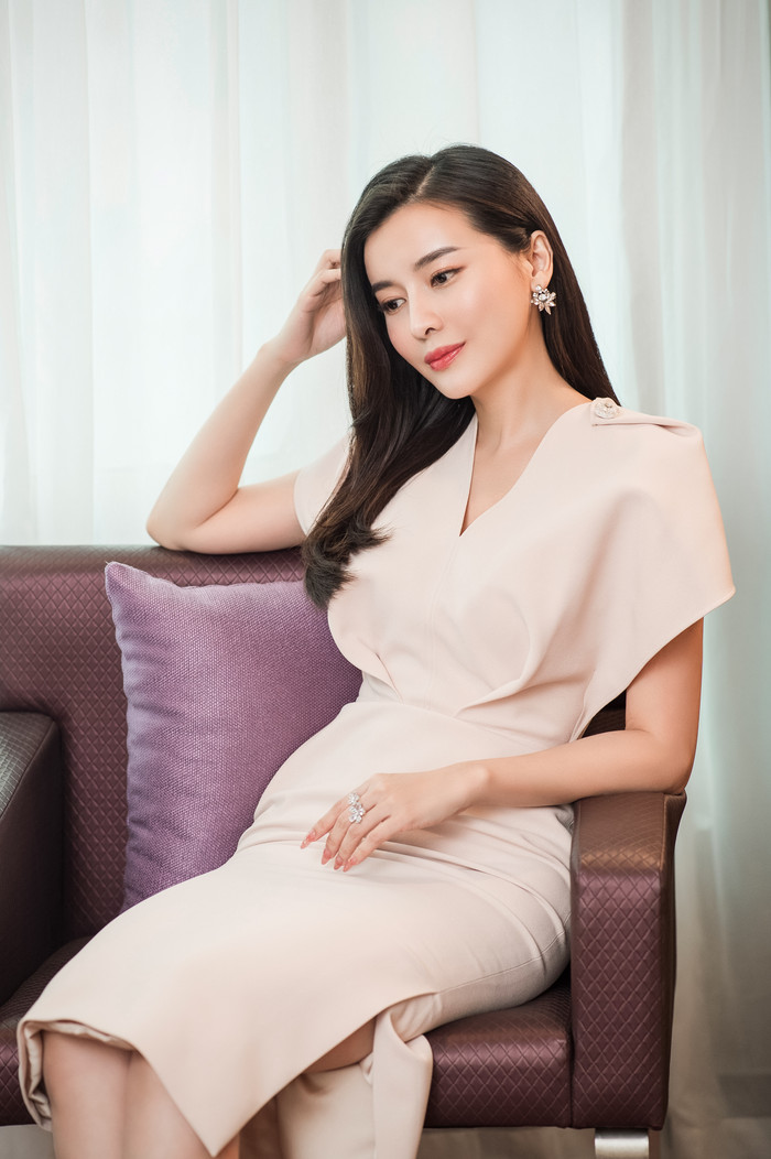 Cao Thái Hà kể chuyện đầu năm: Nhớ cái Tết cuối cùng bên cạnh ba, muốn được gọi với danh xưng 'ngọc nữ' Ảnh 5