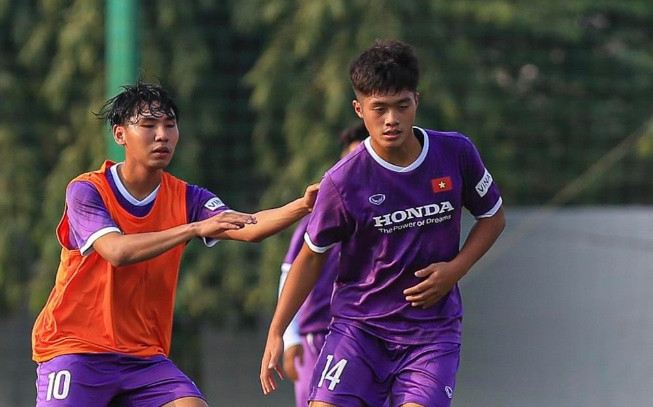 Tiền đạo 18 tuổi Quốc Việt lập cú đúp cho U23 Việt Nam Ảnh 2