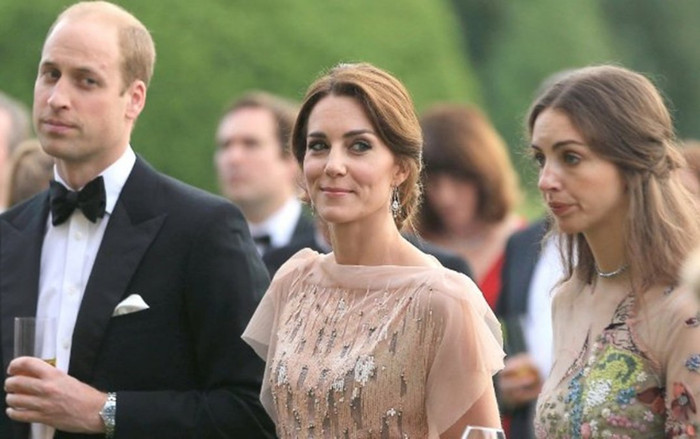 Hoàng tử William bị đồn lừa dối Công nương Kate, 'kẻ thứ 3' là nhân vật nào? Ảnh 2