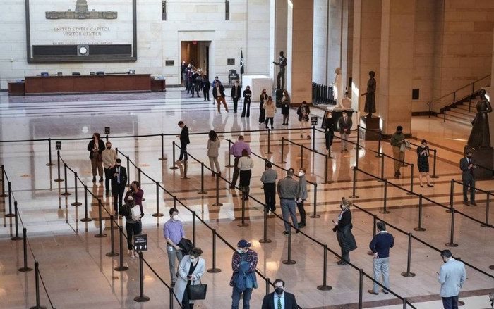 Xu hướng nhiều người cố tình nhiễm Omicron, chuyên gia ví 'như chơi với chất nổ' Ảnh 2