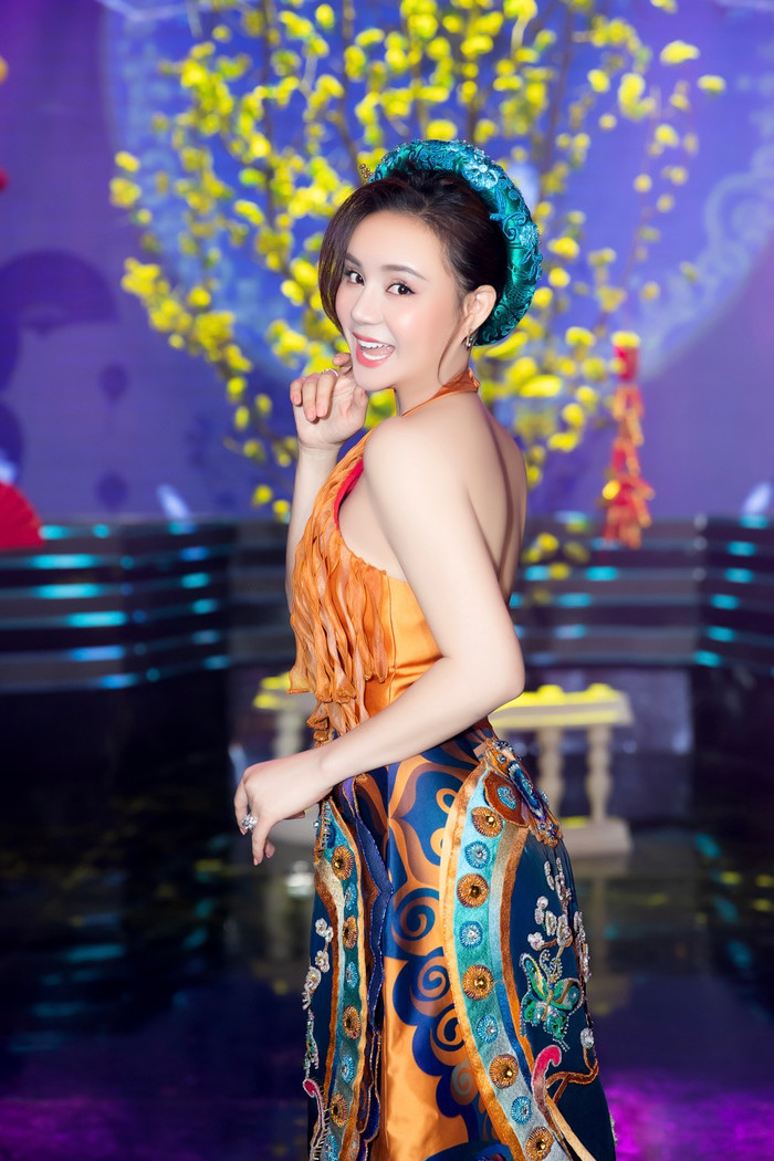 Vy Oanh tái xuất showbiz sau thời gian lui về 'ở ẩn', hé lộ động lực để cố gắng mỗi ngày Ảnh 4