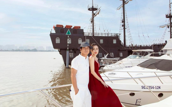 Bà xã Hồ Hoài Anh tiết lộ đang xây dựng dinh thự xa hoa, cạnh bến du thuyền Ảnh 2