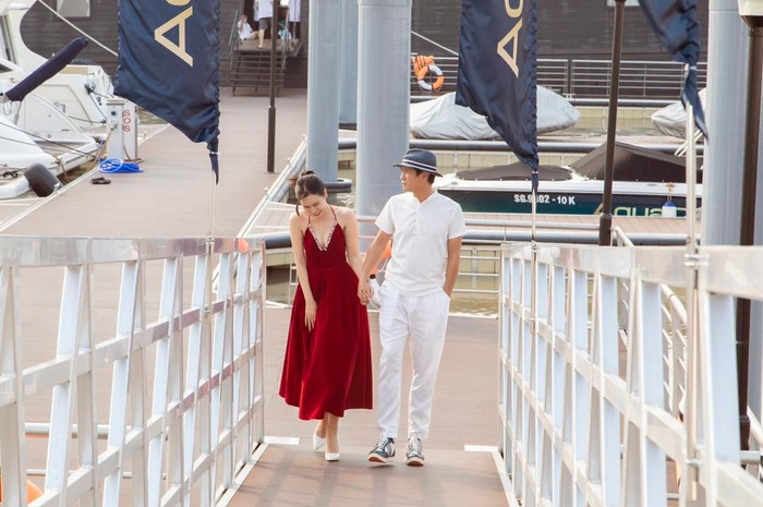 Cả hai có những khoảnh khắc tay trong tay và ấp ôm tình tứ khiến bao người ngưỡng mộ.