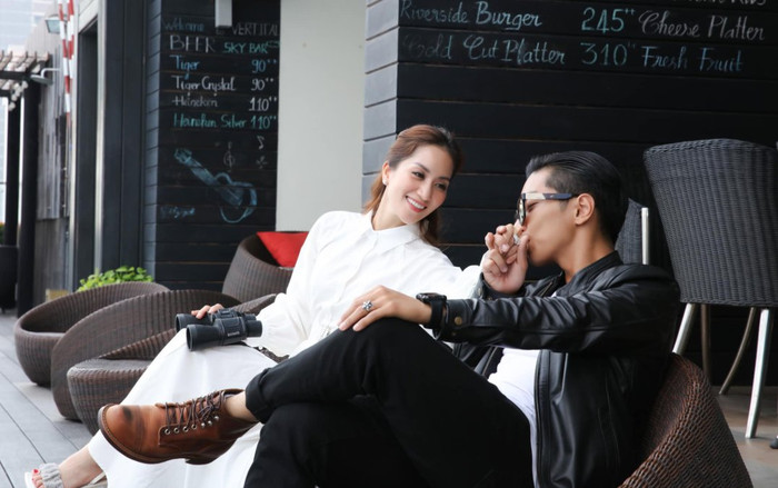 Mới đầu năm, vợ chồng Khánh Thi - Phan Hiển đã 'tình bể bình' thế này đây! Ảnh 2