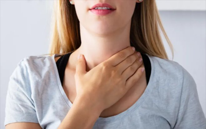 Ngoài ho, sốt và mất khứu giác hoặc vị giác, đây là 5 triệu chứng phổ biến của Omicron Ảnh 2